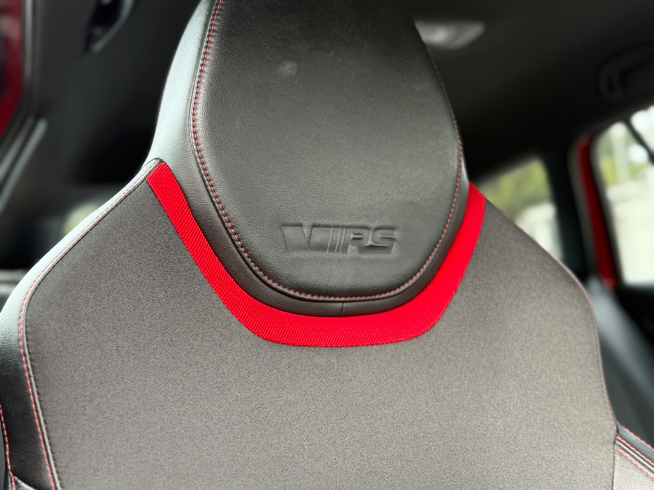 2016 Skoda Octavia - image 21