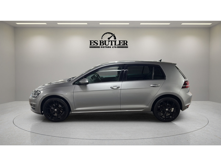 2017 Volkswagen Golf 1.2TSI 3DR 85HP Trendline €12,900