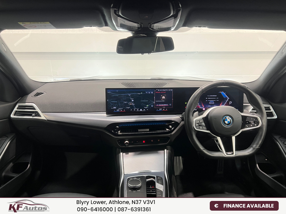 2025 BMW 3 Series - image 21