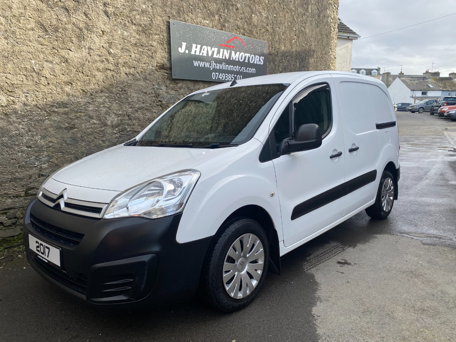 2017 Citroen Berlingo - image 5