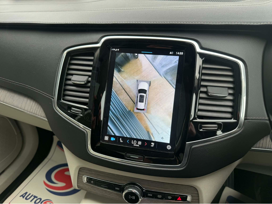 2023 Volvo XC90 - image 16