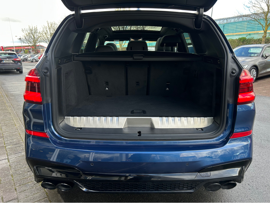 2021 BMW X3 - image 17