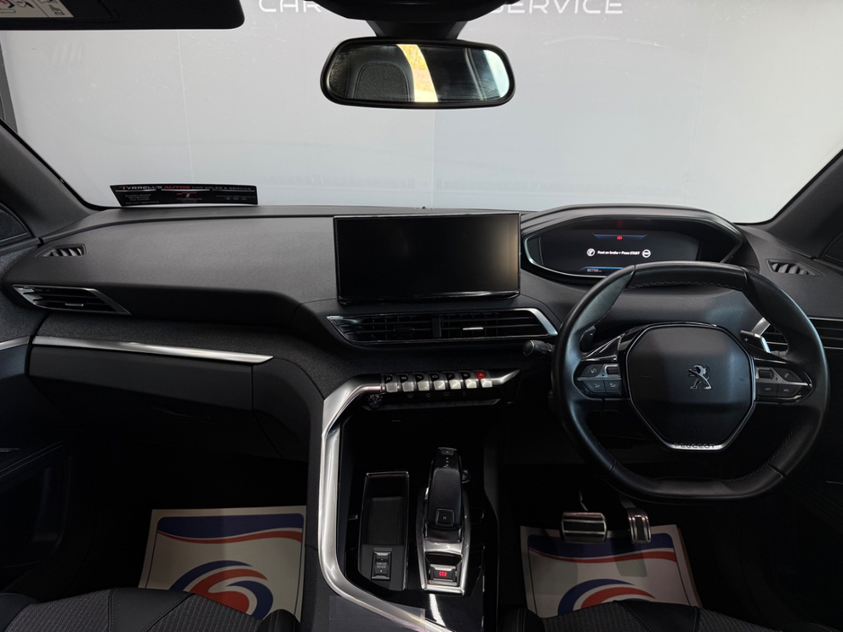 2023 Peugeot 5008 - image 14