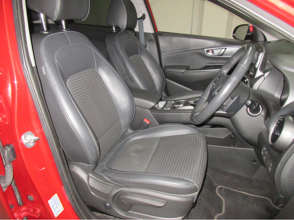 2019 Hyundai Kona - image 10