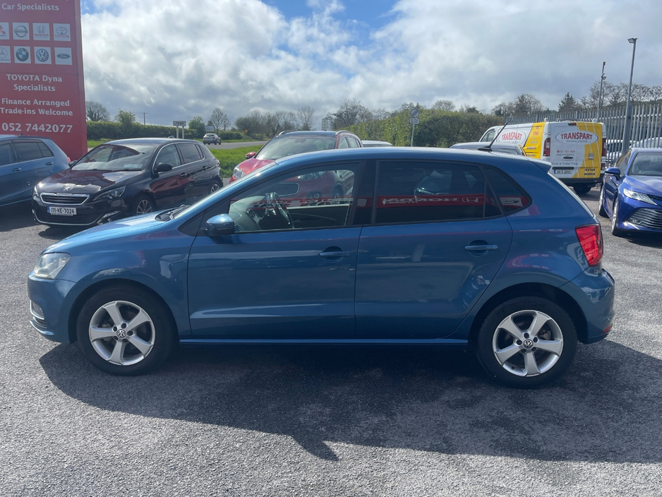 2016 Volkswagen Polo - image 4