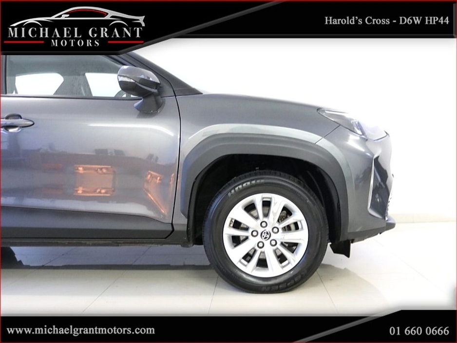 2023 Toyota Yaris Cross 1.5 HYBRID CVT AUTOMATIC LUNA 1 OWNER IRISH CAR €24,900