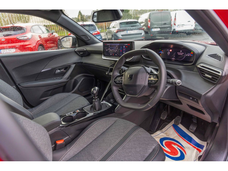 2025 Peugeot 2008 251D12190 Peugeot 2008 1.2 Puretech 100bhp Allure