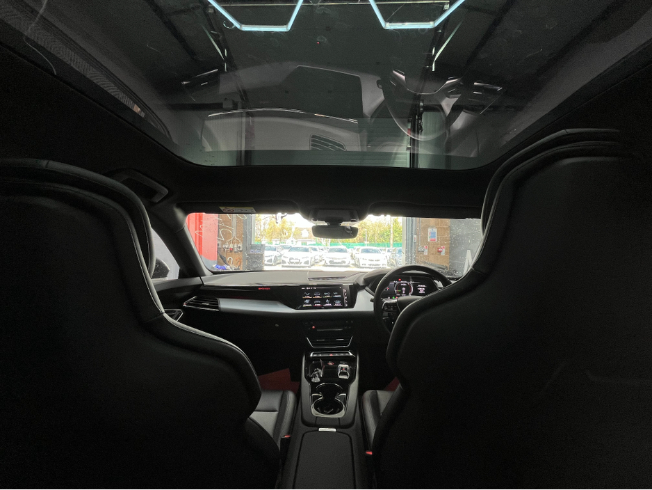 2023 Audi e-tron GT quattro - image 19