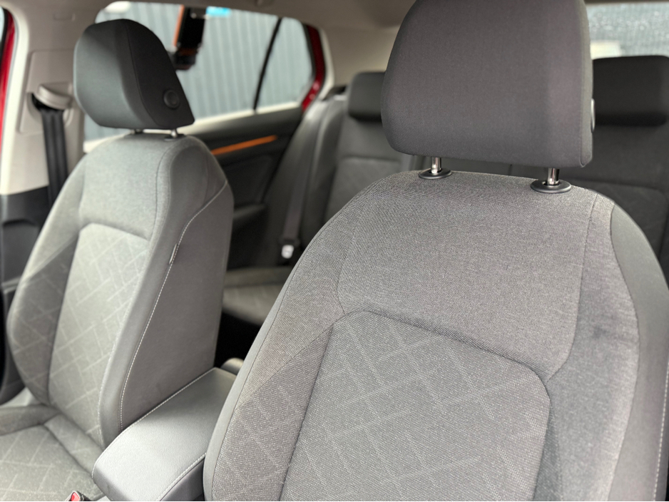 2022 Volkswagen Golf ACTIVE - 2.0L DIESEL - AUTO - 12M WARRANTY - CAR: €27,950