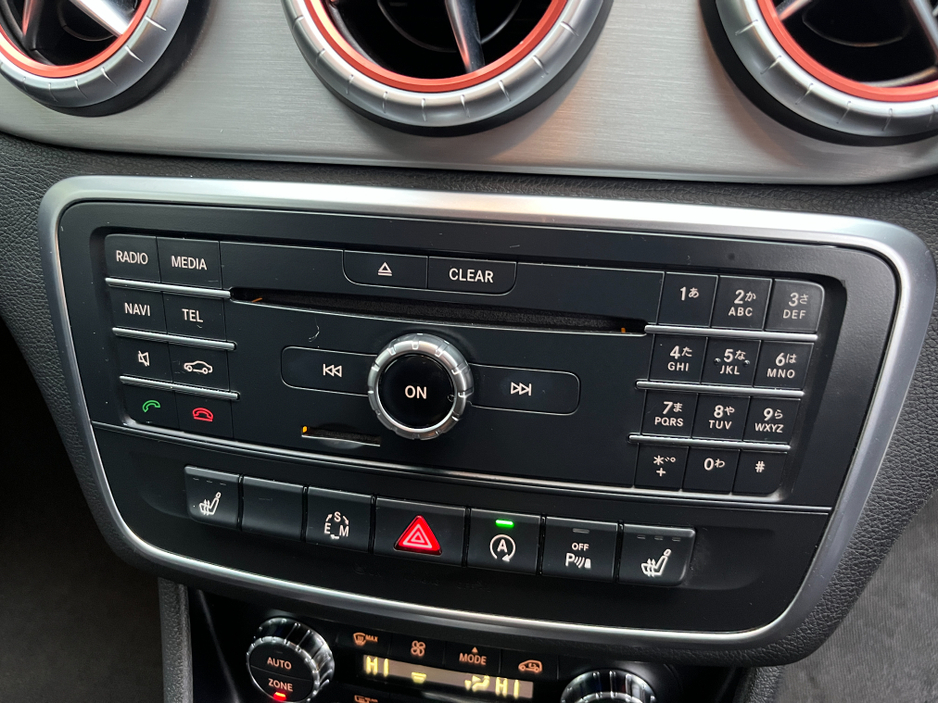 2015 Mercedes-Benz CLA Class 180 AMG BLACK EDITION AUTOMATIC 1.6 PETROL //HIGH SPEC//LOW MILES//KEYLESS ENTRY//HALF LEATHER HEATED SEATS//ADAPTIVE CRUISE CONTROL//REVERSE CAMERA// €19,950