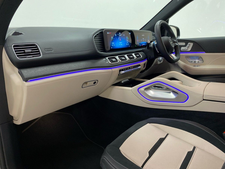 2026 Mercedes-Benz AMG - image 7