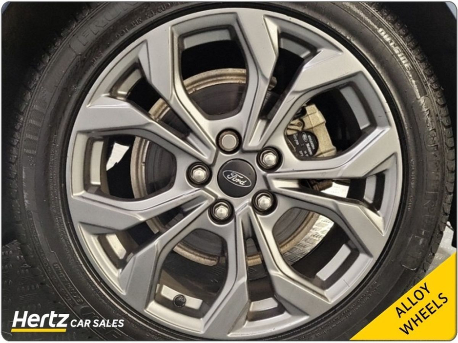 2023 Ford Focus - image 11