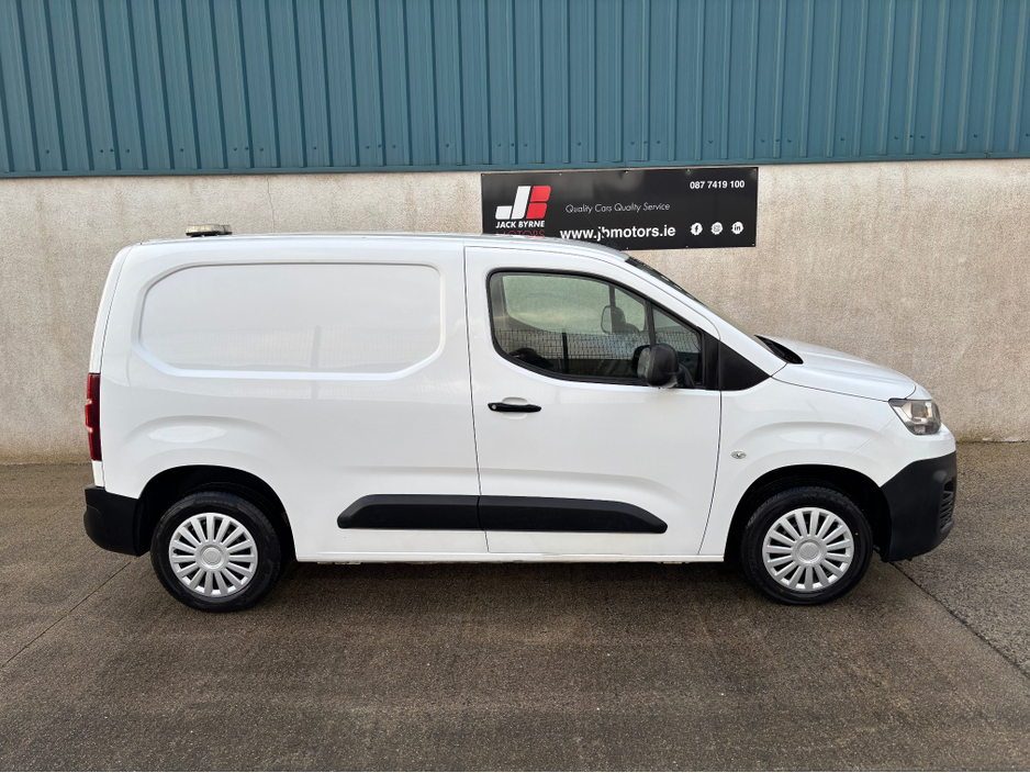 2020 Citroen Berlingo K9 LX 1.5 BLUEHDI 75 650KG M 3 €10,950