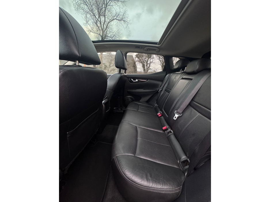 2017 Nissan Qashqai - image 17