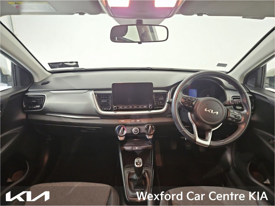 2023 Kia Stonic - image 5