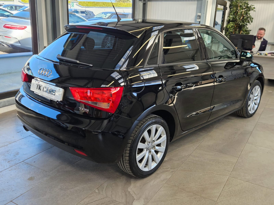 2014 Audi A1 - image 3