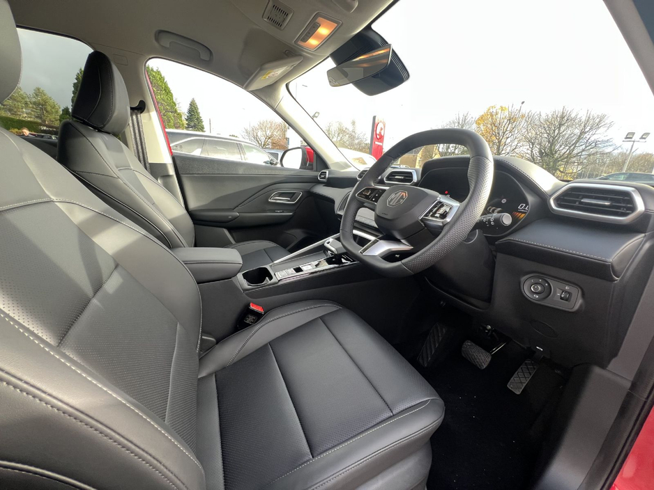 2026 MG ZS TROPHY HYBRID. €27,134