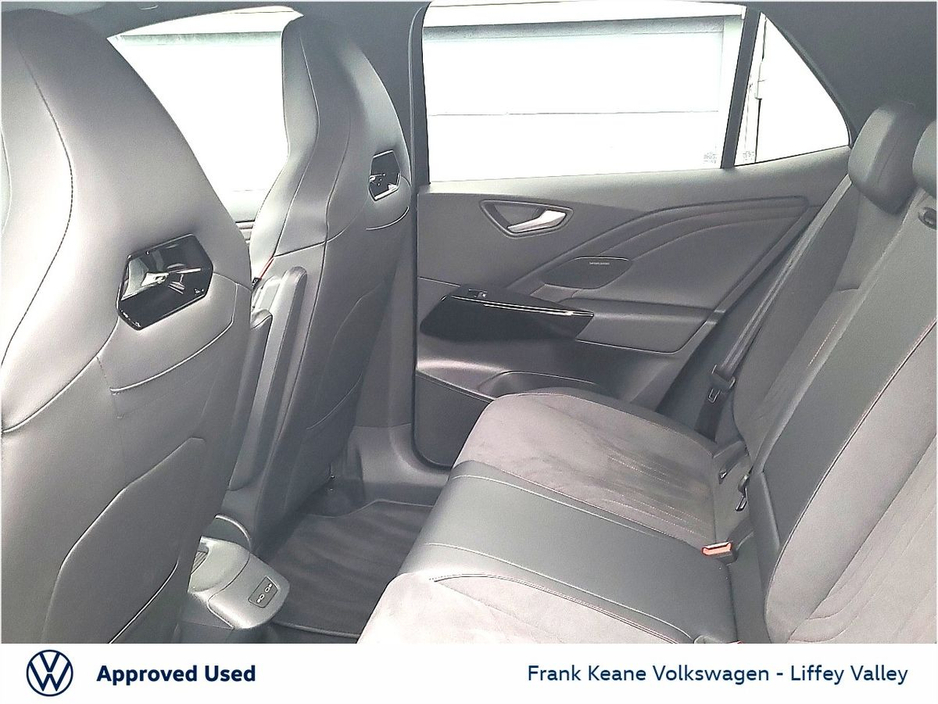 2025 Volkswagen ID.3 - image 6