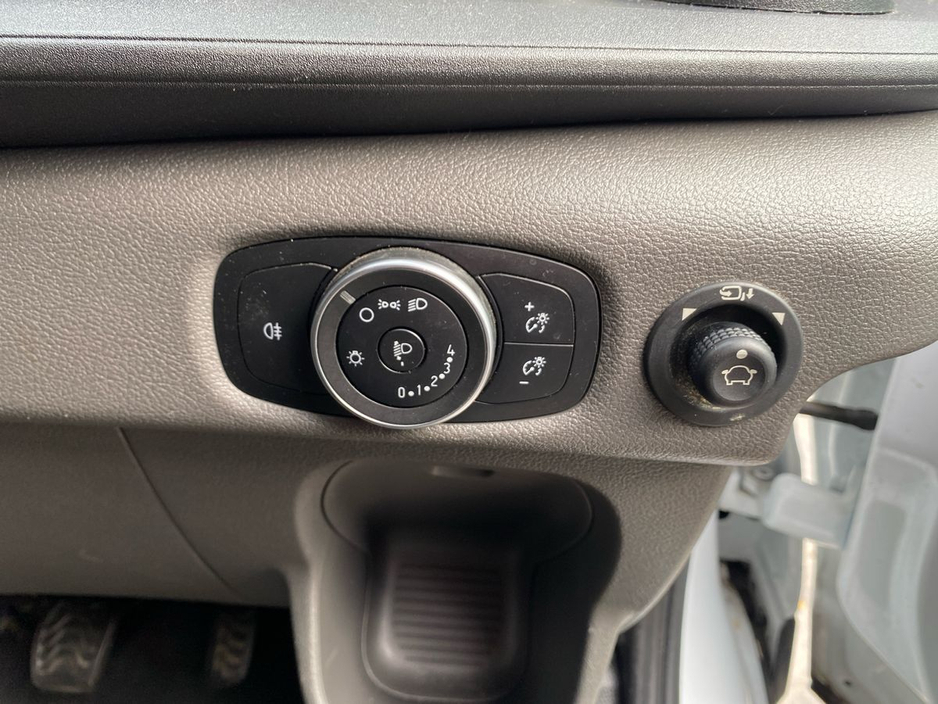 2023 Ford Transit - image 13