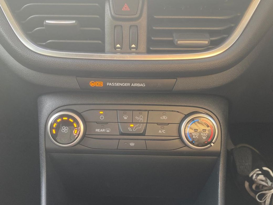 2021 Ford Fiesta - image 21