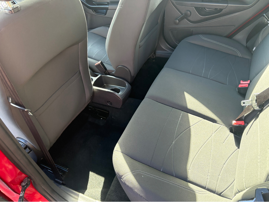 2017 Ford Fiesta - image 8