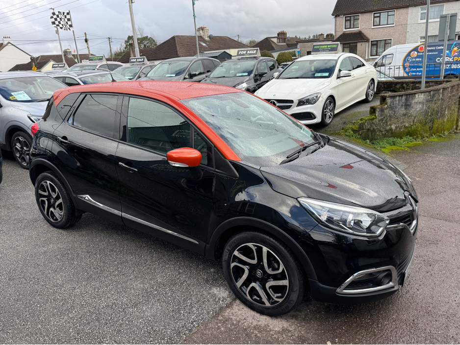 2017 Renault Captur Intense very low mileage €12,500