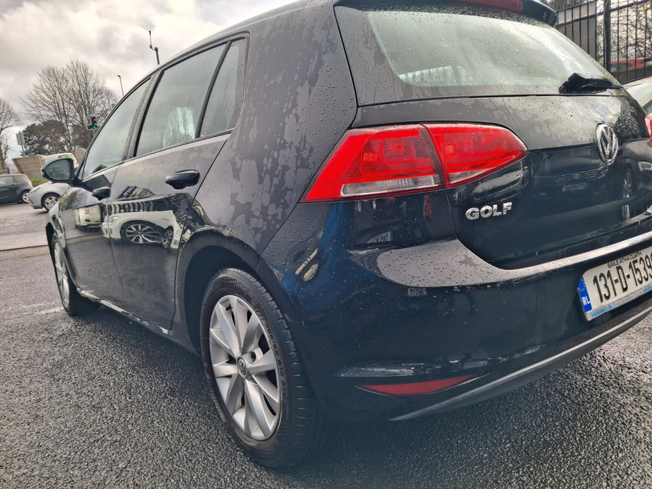 2013 Volkswagen Golf - image 15