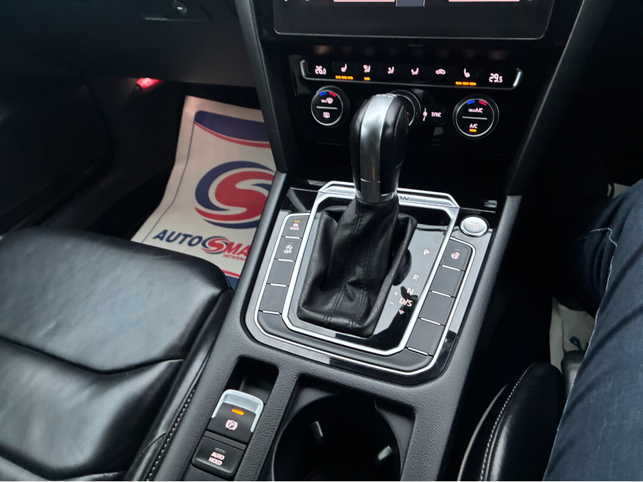 2019 Volkswagen Arteon 2.0 TSI  4 MOTION 280BHP VIRTUAL DASH FULL LEATHER HEATED ELECTRIC SEATS SAT NAV CARPLAY ANDROID AUTO BLIND SPORT PARKING SENSORS SELF PARKING ASSIST 360 CAMERA DYNAUDIO SOUND SYSTEM €29,950