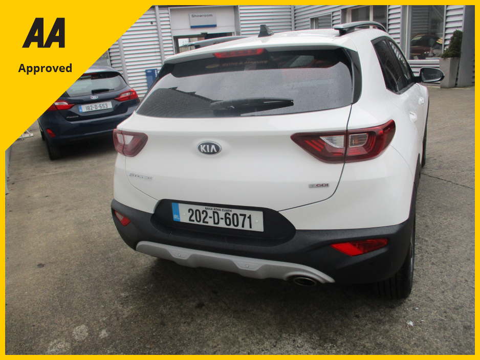 2020 Kia Stonic K3 1.0 PETROL WITH LOW KMS LONG NCT TESTED FULLY SERVICED WITH 6 MONTHS   WARRANTY AND 12 MONTHS AA COVER. €17,500