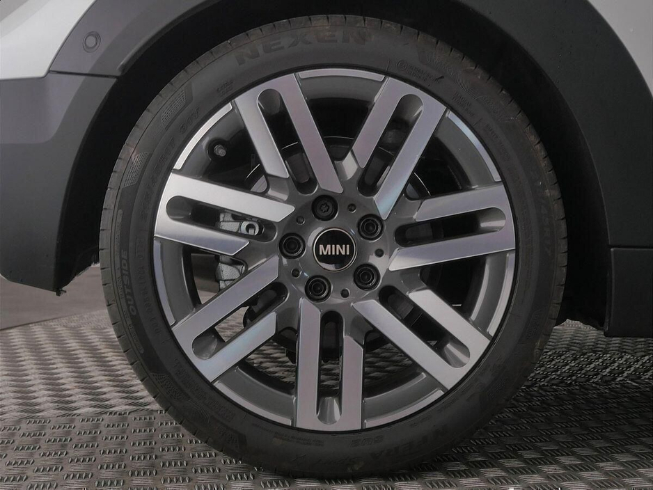 2025 MINI Hatch Cooper C €44,900