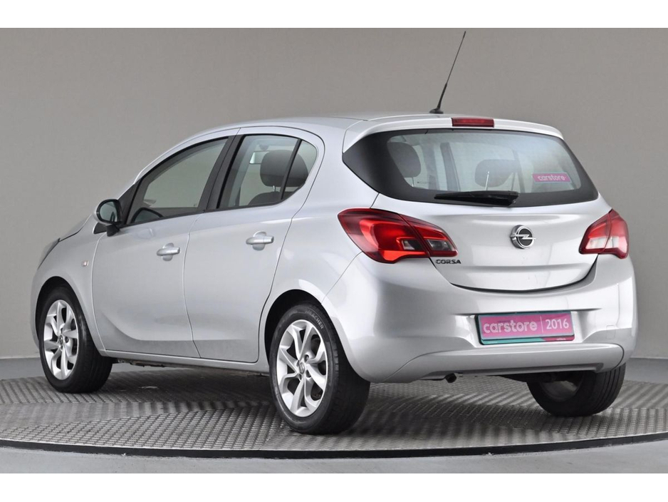2016 Opel Corsa - image 7