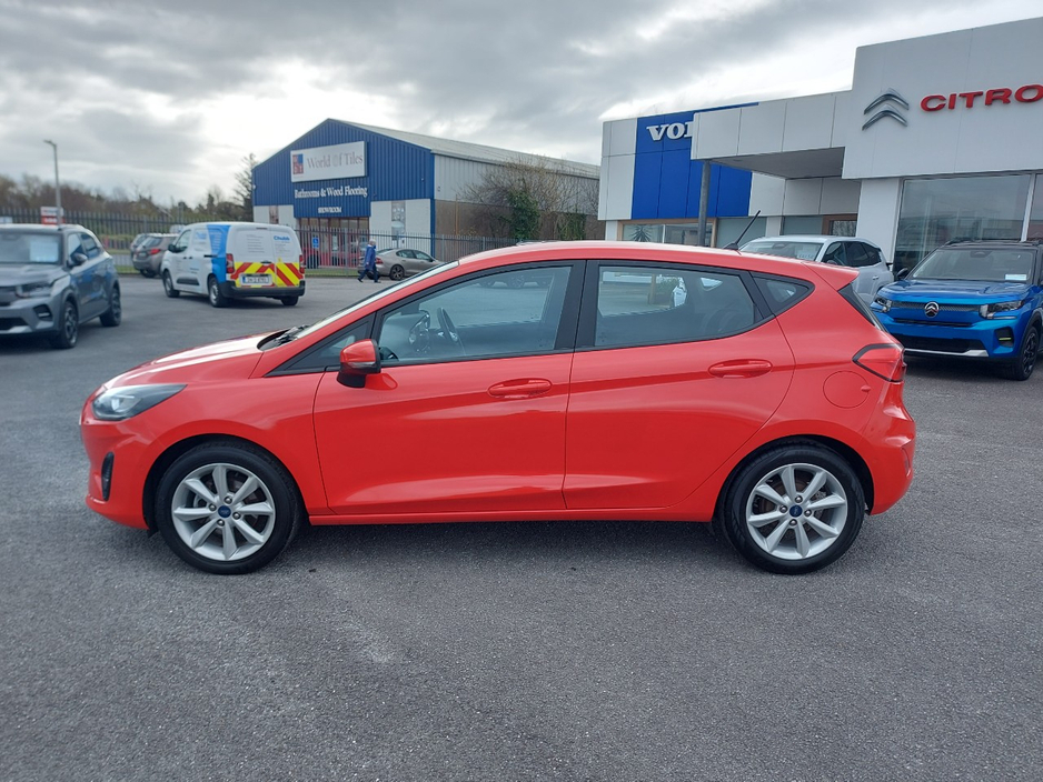 2022 Ford Fiesta - image 13