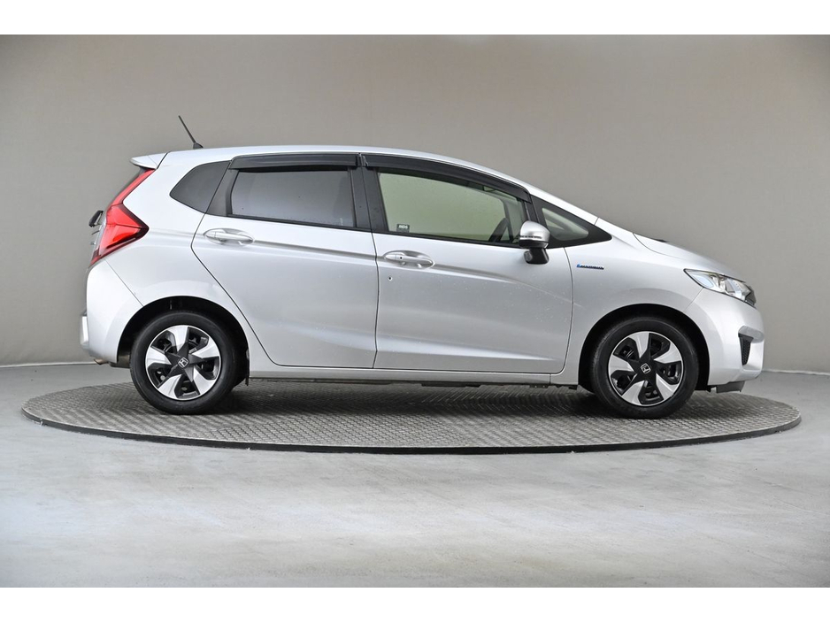 2017 Honda Fit - image 11