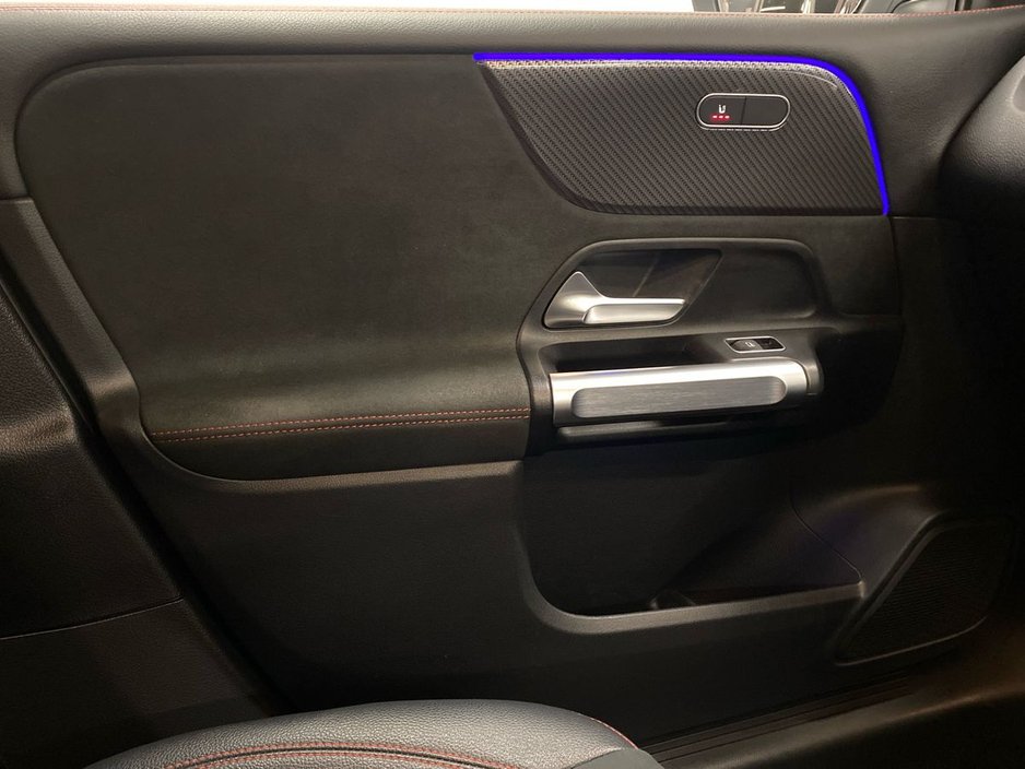 2024 Mercedes-Benz GLB GLB 200 D AMG Pack & Panoramic Sunroof 5 Seater €52,950