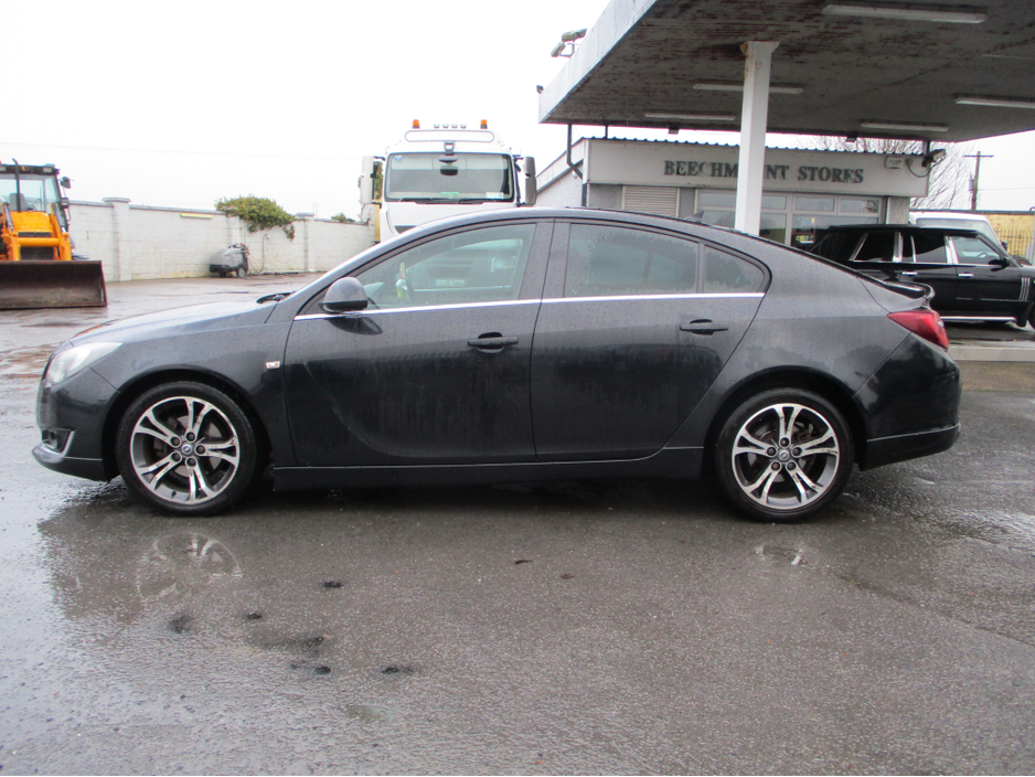 2014 Opel Insignia SRI LE 2.0 CDTI 163PS €2,995