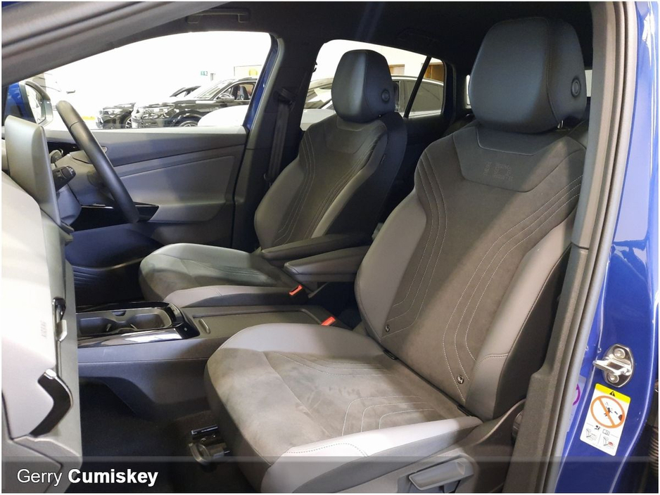 2025 Volkswagen ID.5 - image 9