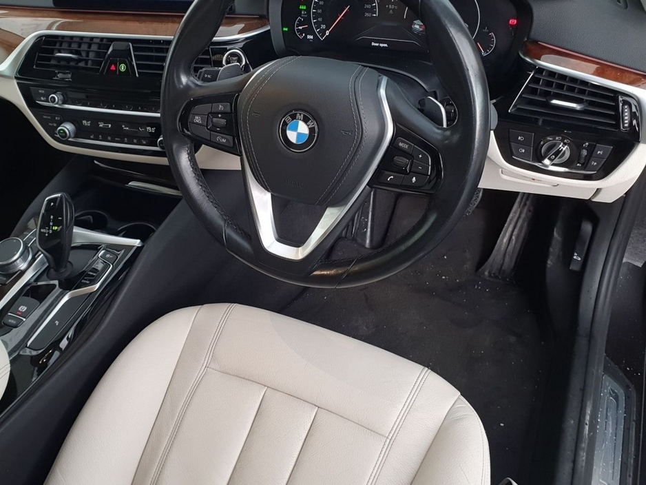 2019 BMW 5 Series 520d xDrive SE Auto €31,995