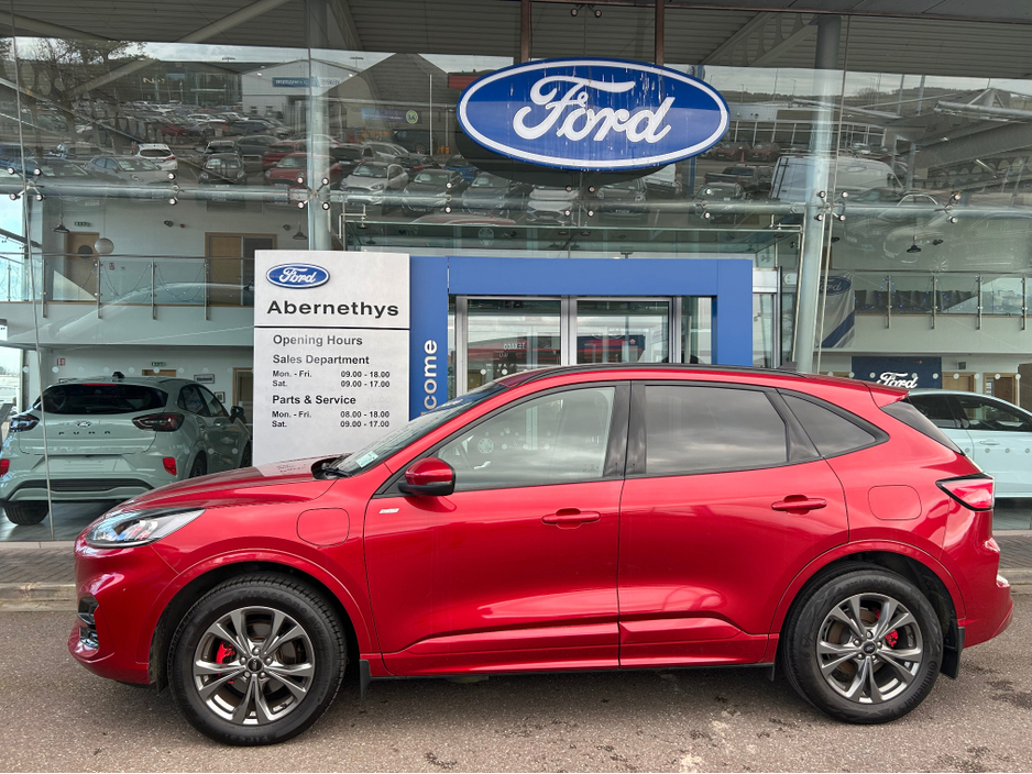 2023 Ford Kuga - image 7