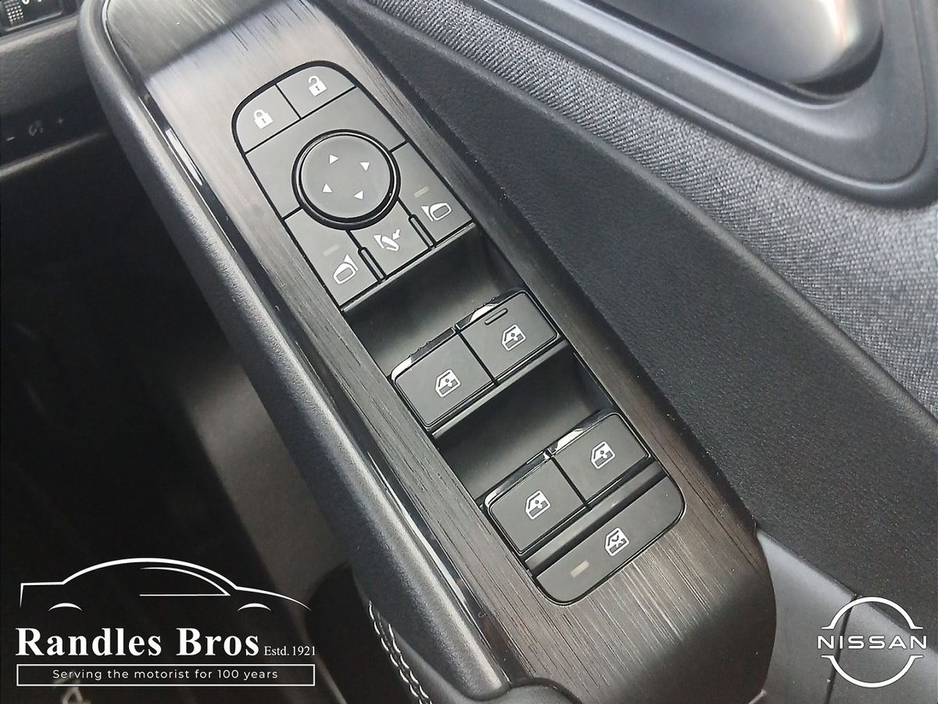 2025 Nissan Qashqai - image 20