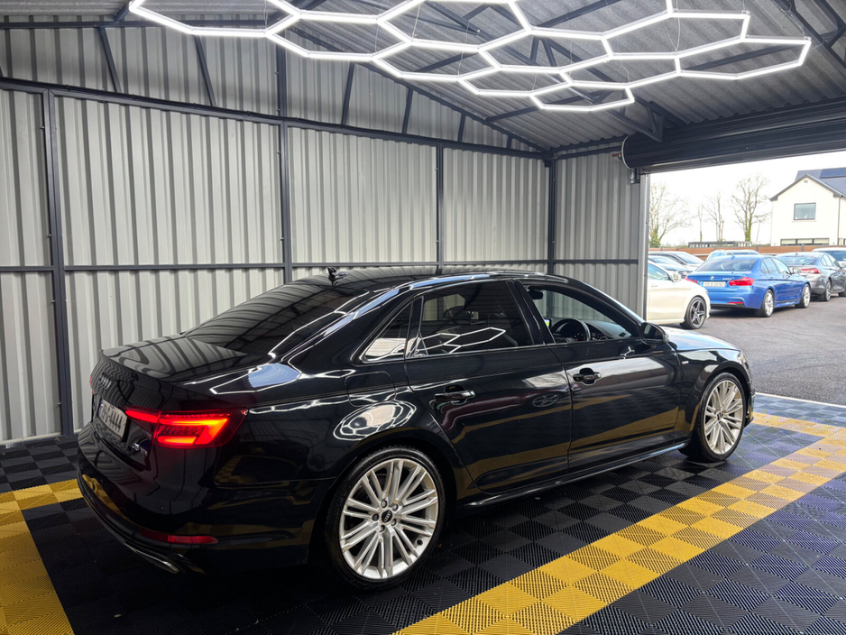 2019 Audi A4 - image 10