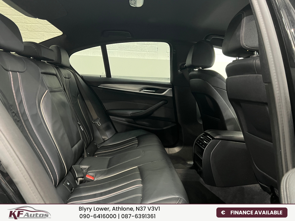 2019 BMW 5 Series - image 18