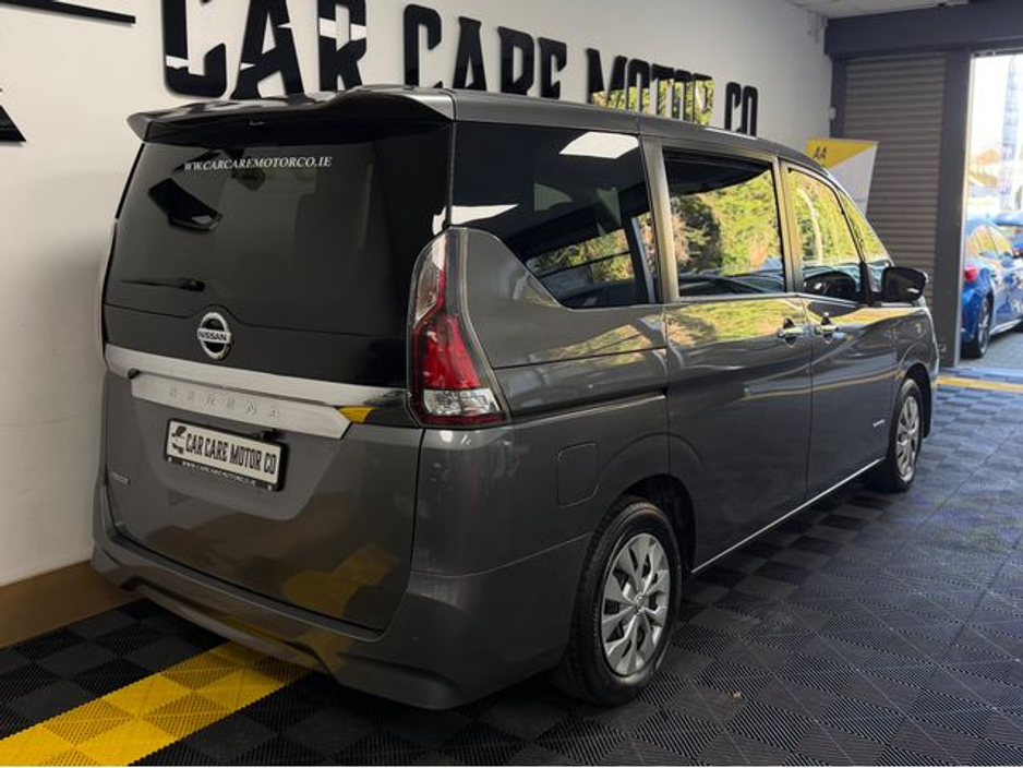 2021 Nissan Serena - image 4