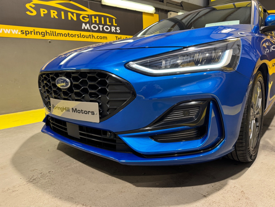 2023 Ford Focus - image 13