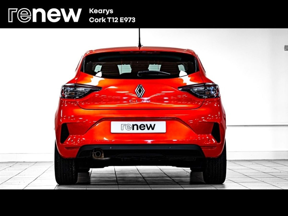 2025 Renault Clio - image 10