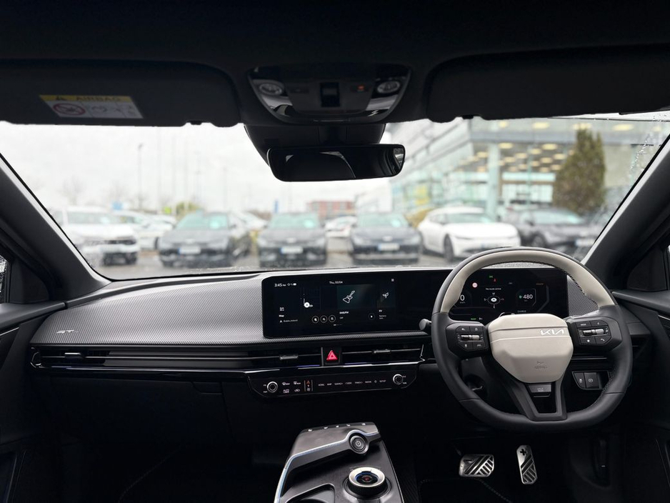 2026 Kia EV6 - image 12