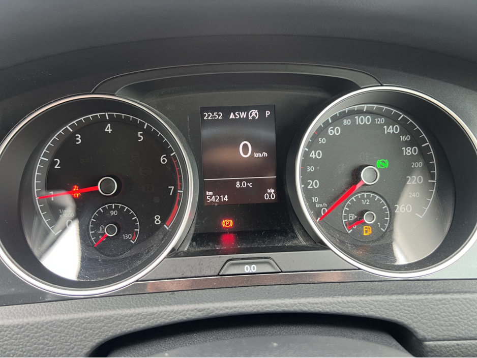 2018 Volkswagen Golf 2018 Volkswagen Golf 1.2 TSI Automatic €17,950