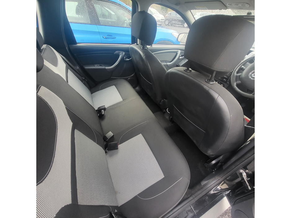 2016 Dacia Duster - image 5