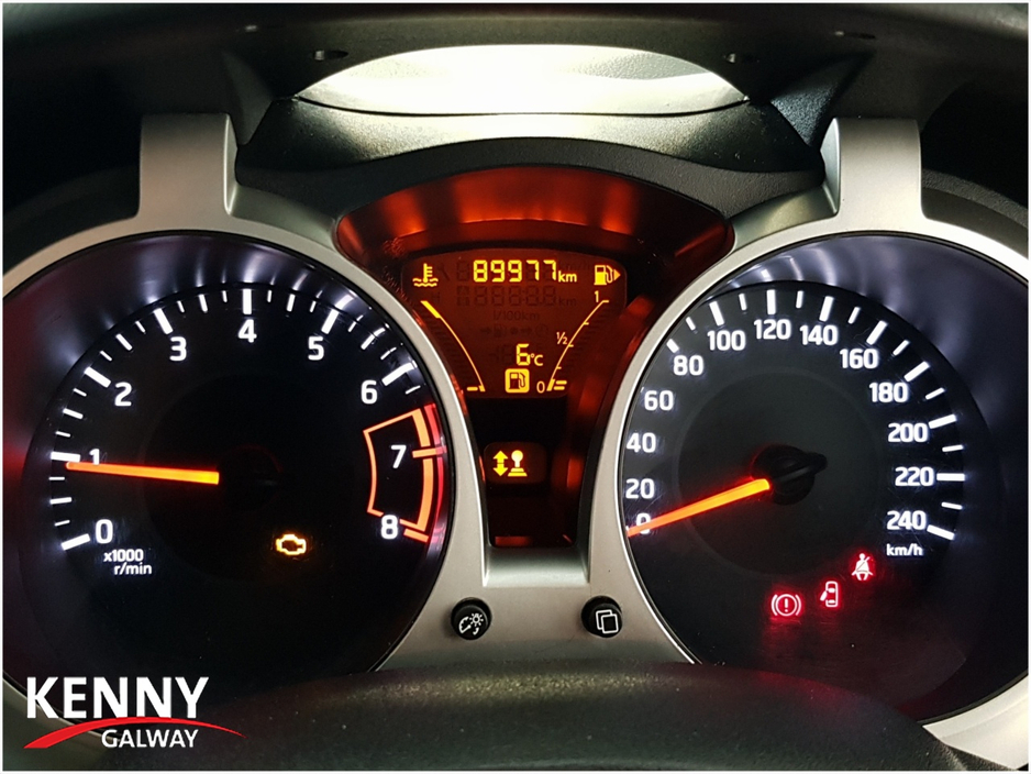 2015 Nissan Juke 1.2 SV WHITE EX PK INT 4DR