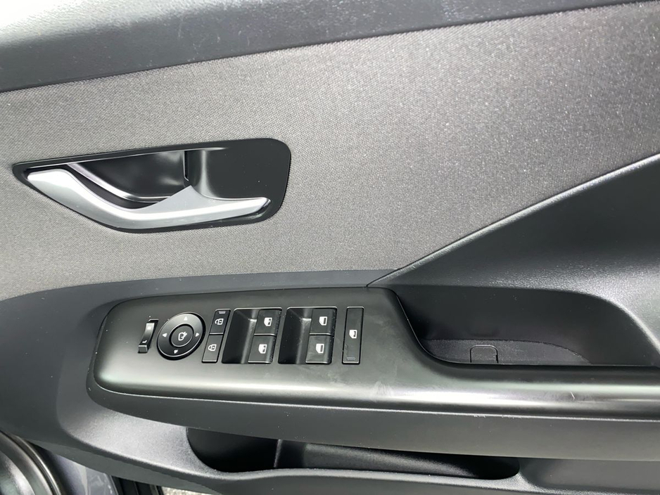 2024 Hyundai Kona - image 11