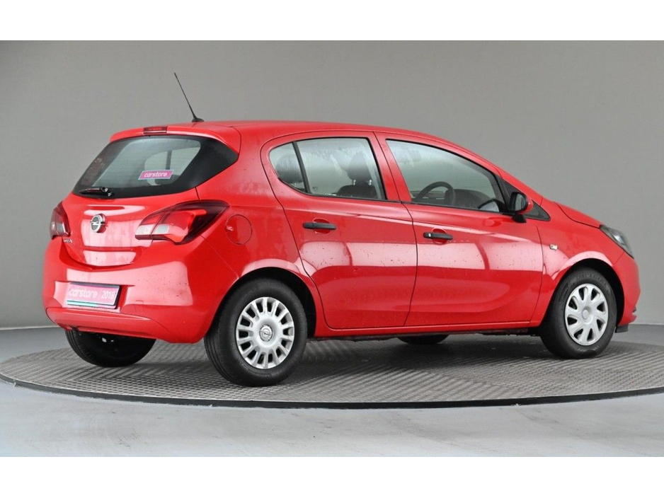 2018 Opel Corsa - image 10